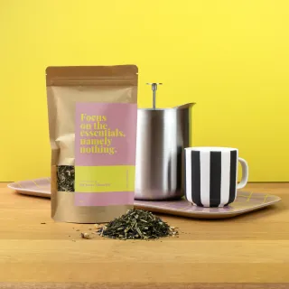 Tadah Tee - Focus on the essentials, namely nothing.