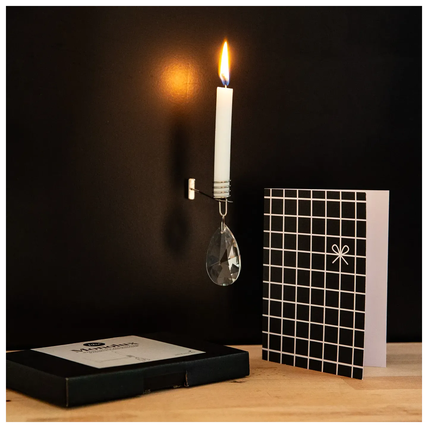 Magnetischer Kerzenhalter Monolux 1 - Kerzenständer mit Glaskristall -  Fidea Design GmbH
