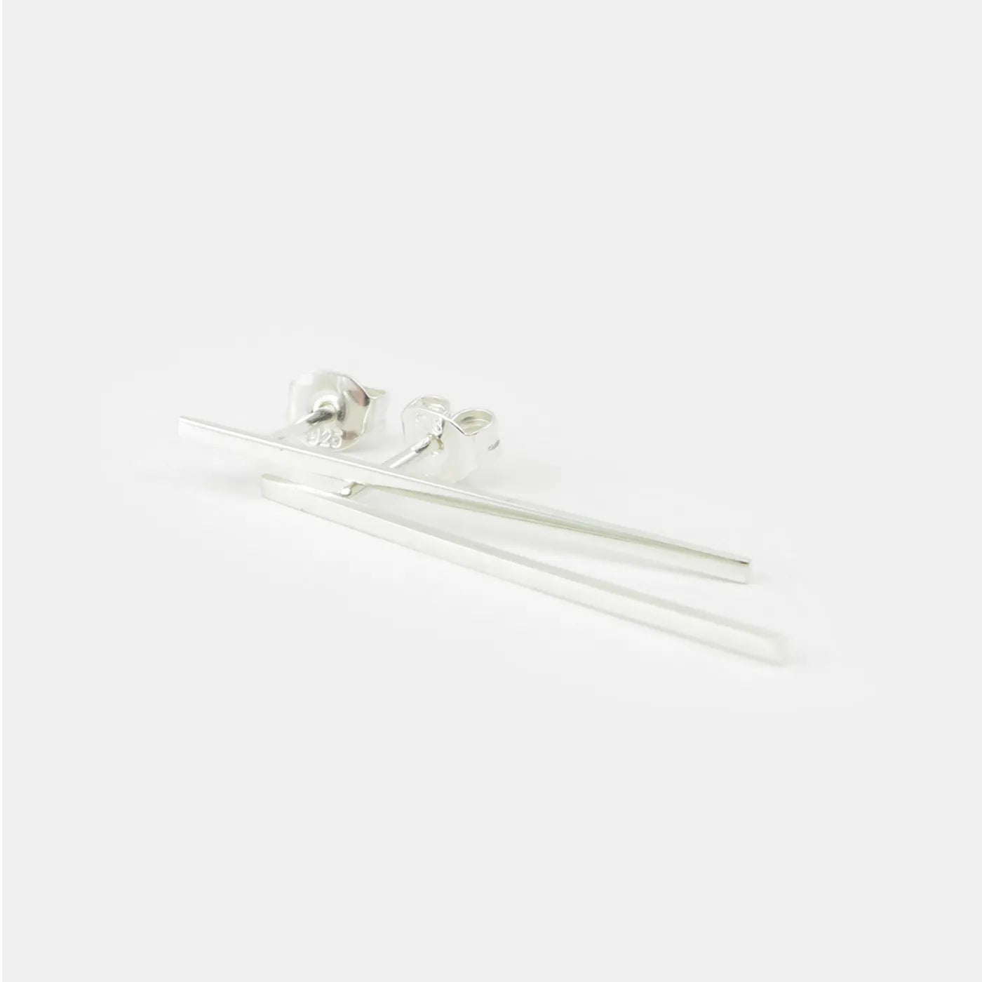 Produktbild-Ohrstecker Streifen quadratisch - silber