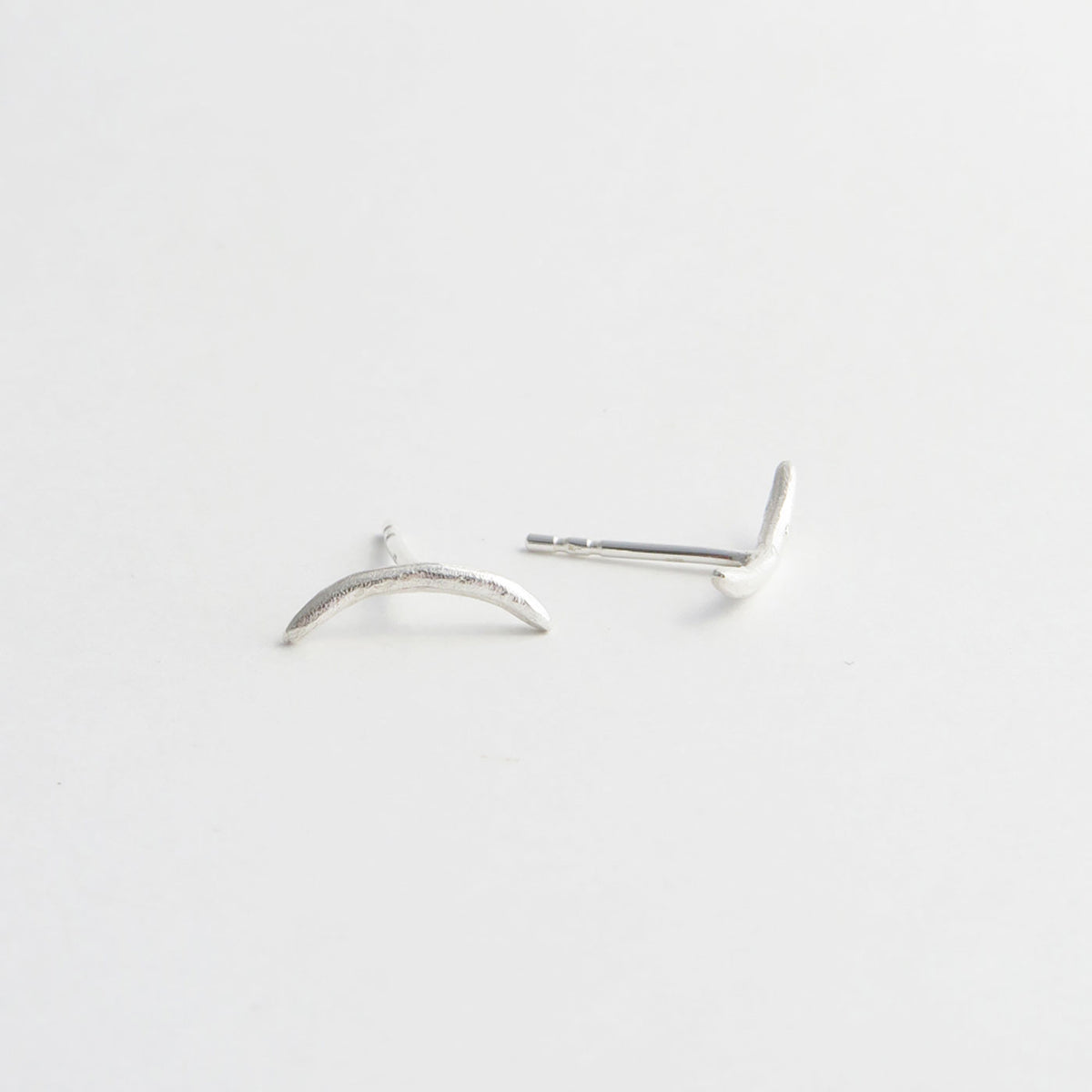 Produktbild - Ohrstecker Halbrund - silber