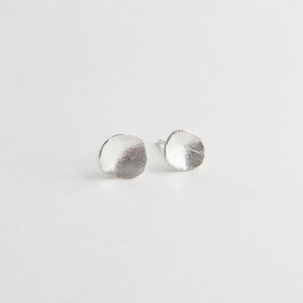 Produktbild - Ohrstecker Kleine Schale - silber