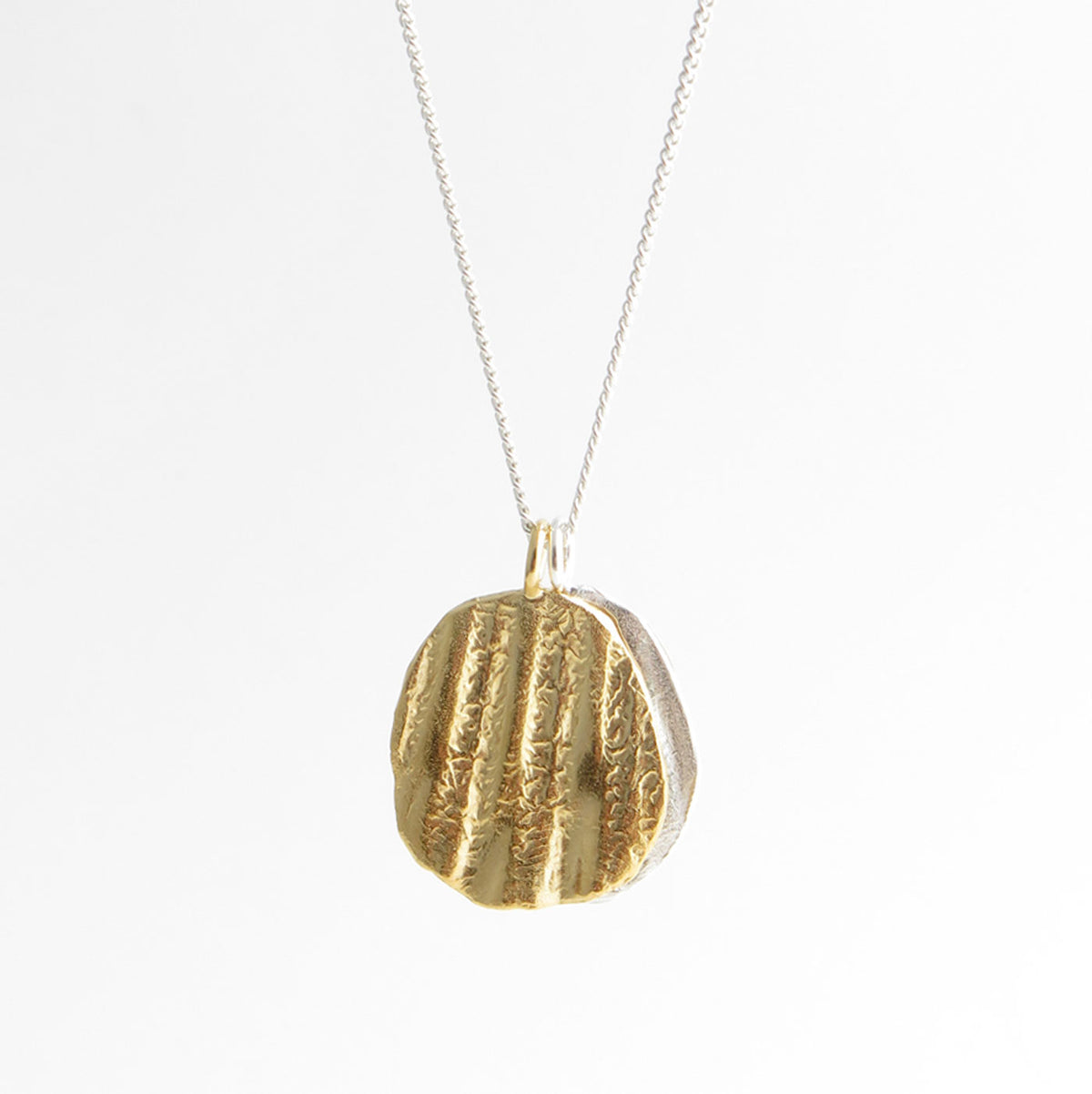 Halskette Flache Muscheln - gold & silber